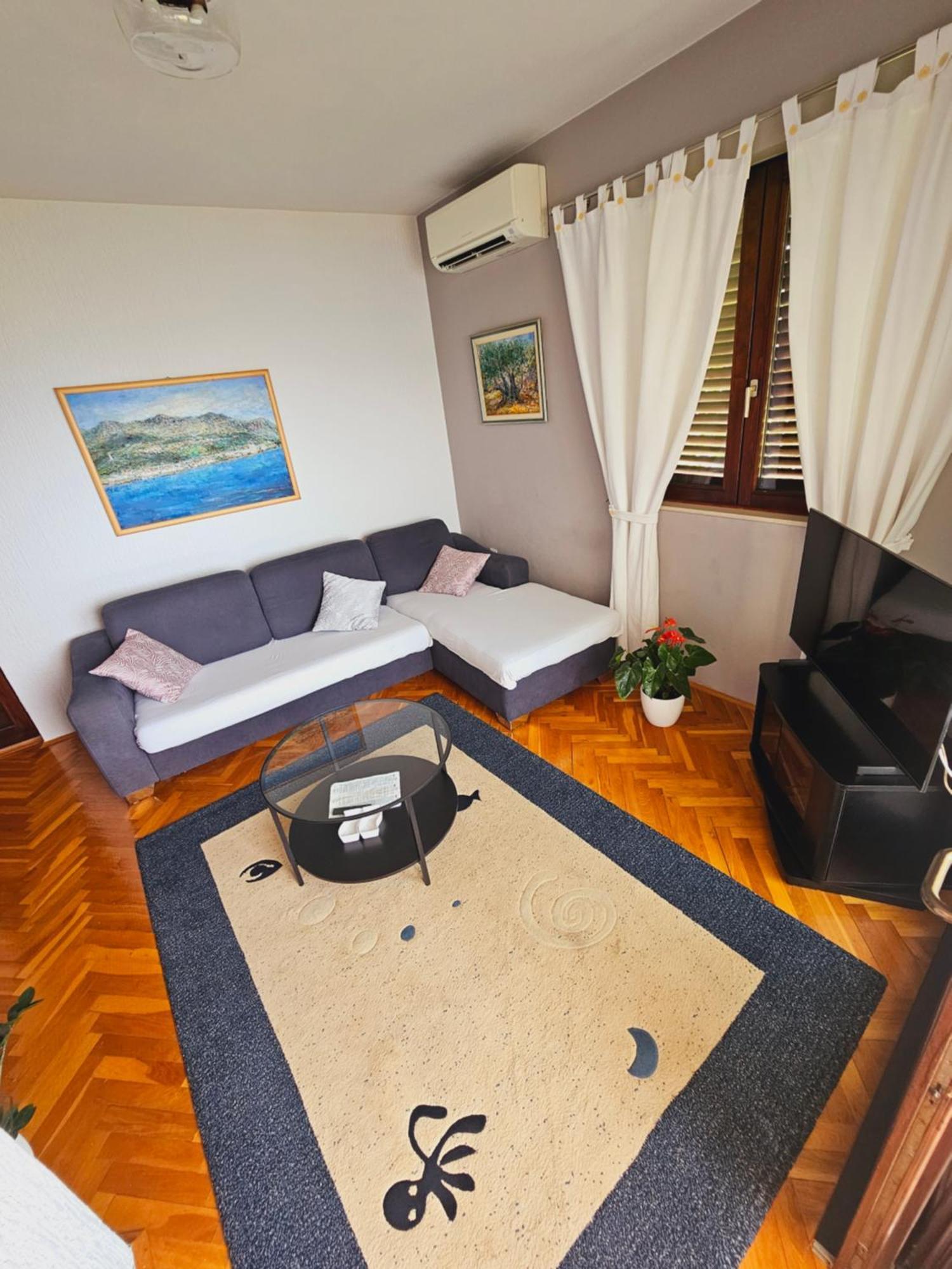 Apartman Lampic With Beautiful Sea View Подгора Екстер'єр фото